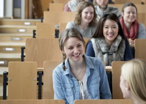 Zum Artikel "Orientation Course for International Students"