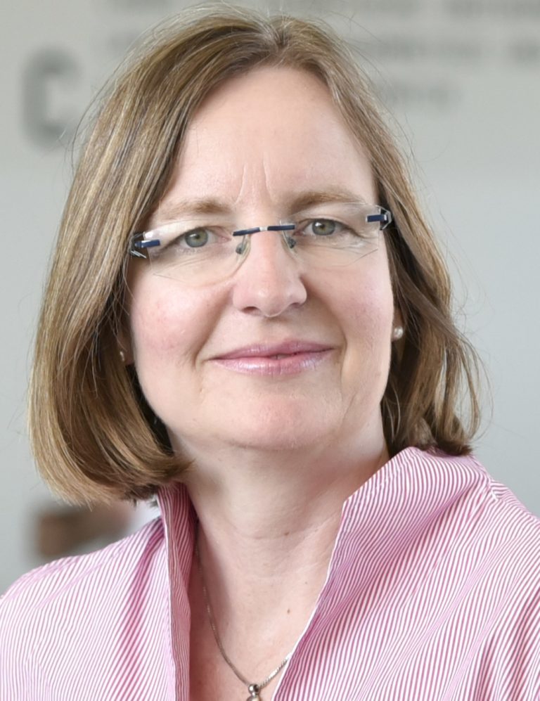 ‚Nebenbei‘ zur Professur – Start der Serie „Frauen in der Wissenschaft“