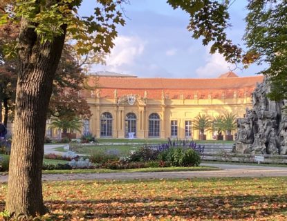 Orangerie im Herbst