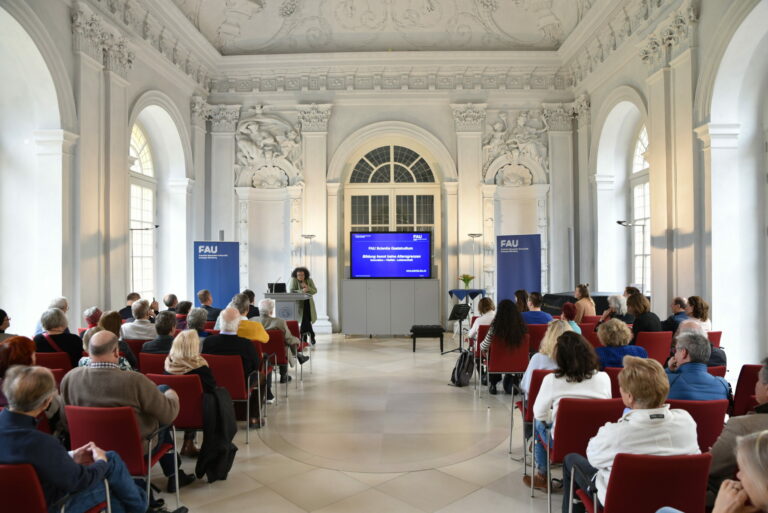 FAU Scientia feiert einjähriges Bestehen