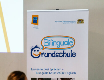 Zum Artikel "Fremdsprachenlernen ohne Berührungsängste: Abschluss der Stiftung Bildungspakt Bayern – Modellversuche Bilinguale Grundschule Englisch und Bilinguale Grundschule Französisch"