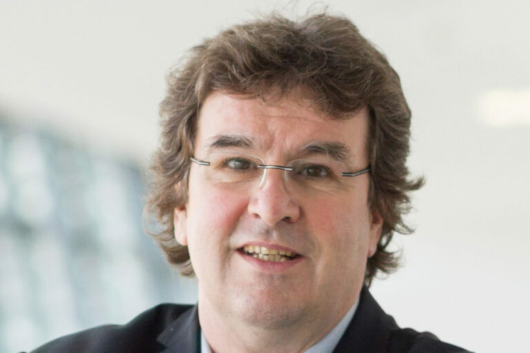 Interview mit Prof. Dr. Rainer Trinczek zu den Arbeitsbedingungen in der Wissenschaft