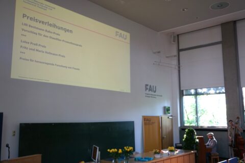 Nun geht es an die Preisverleihung