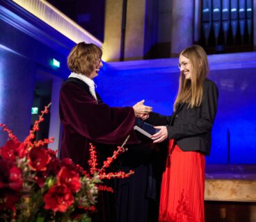 Zum Artikel "Dr. Kyra Göbel mit dem Max Weber-Preis ausgezeichnet"