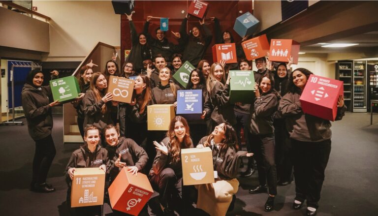 FAUMUN: Teilnahme an UN-Simulation in New York – Bewerbungsphase für die Delegation 2026 startet