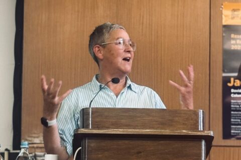 Zum Artikel "Jack Halberstam zu Gast an der FAU – Vortrag über Architektur, Macht und das Anderssein"