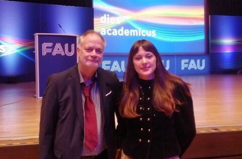 Zum Artikel "Alumna Jana Forkel als FAU Innovator ausgezeichnet"